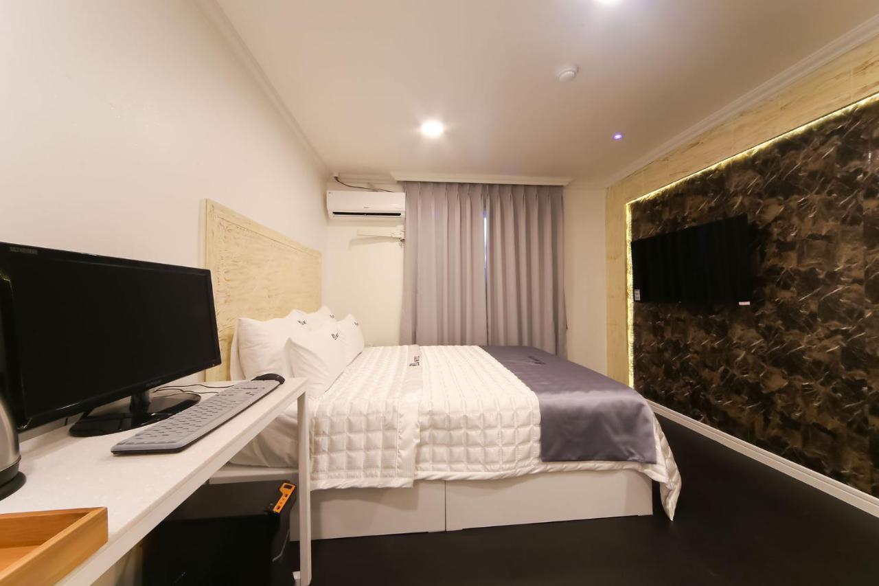 Prince Motel Busan Exterior photo